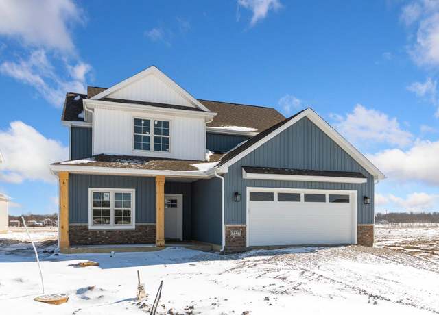 Property at 7227 Starks Blvd, Fort Wayne, IN 46816, 4 beds, 2.5 baths
