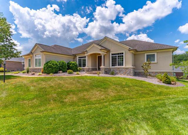 Property at 903 Uriel Ct, Evansville, IN 47725, 4 beds, 3.5 baths