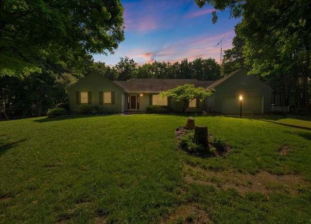 Property at 3700 Cass Ln, Lafayette, IN 47909, 3 beds, 2.5 baths