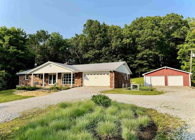 Property at 42 Center St St, Avoca, IN 47420, 4 beds, 2.5 baths