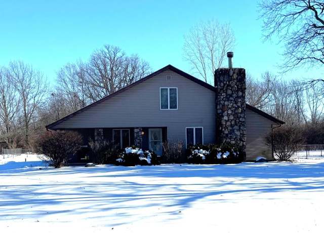 Property at 5216 N Morrison Rd, Muncie, IN 47304, 4 beds, 2.5 baths