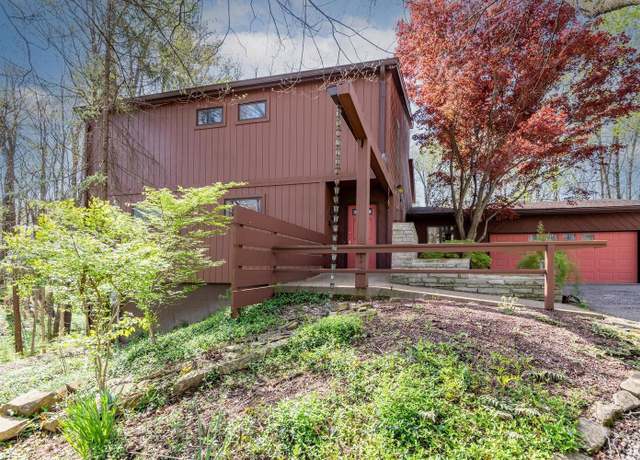 Property at 1305 E Matlock Rd, Bloomington, IN 47408, 4 beds, 2.5 baths