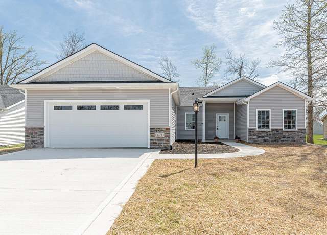 Property at 671 S Valley River Dr, Columbia City, IN 46725, 3 beds, 2 baths