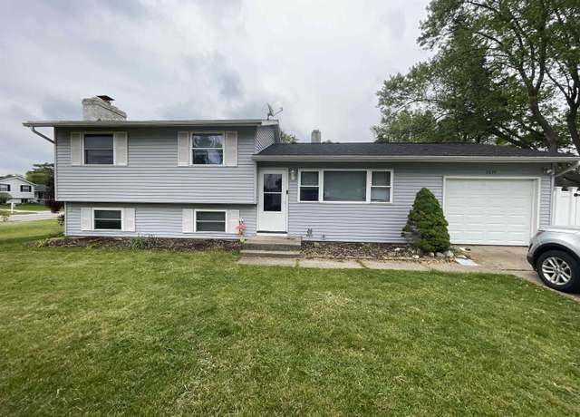 Property at 2659 Castine Walk, Mishawaka, IN 46544, 4 beds, 1.5 baths