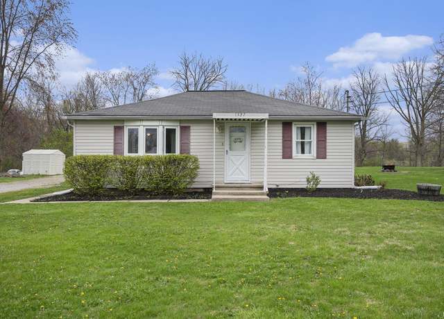 Property at 1327 Wooster Rd, Winona Lake, IN 46590, 3 beds, 1 bath