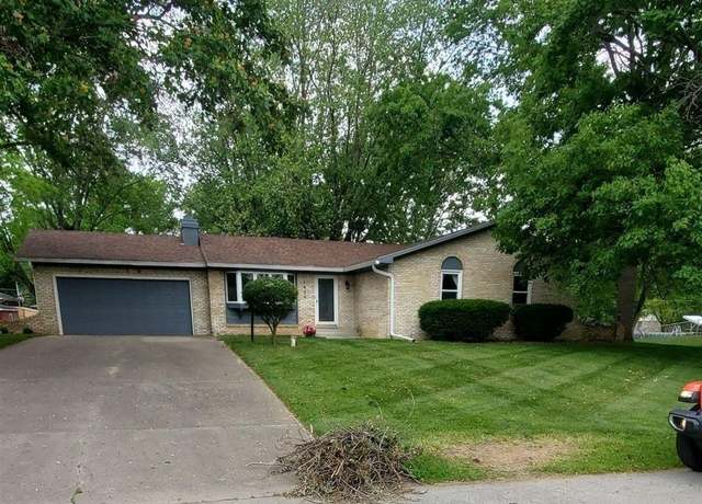 Property at 1609 Gordon Dr, Kokomo, IN 46902, 4 beds, 2 baths