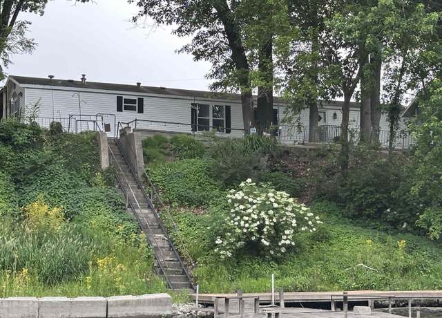 Property at 6843 N 1225 W, Monticello, IN 47960, 3 beds, 2 baths