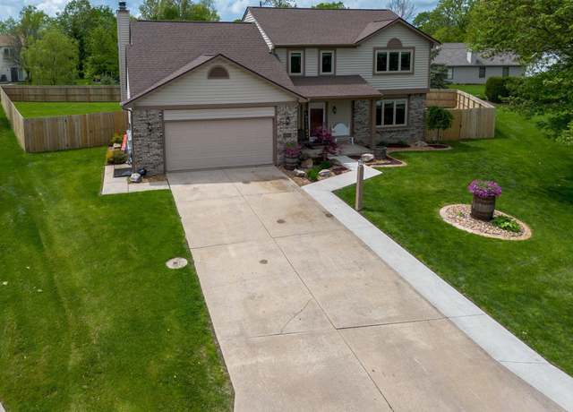 Property at 8206 Castle Pines Pl, Fort Wayne, IN 46835, 4 beds, 2.5 baths