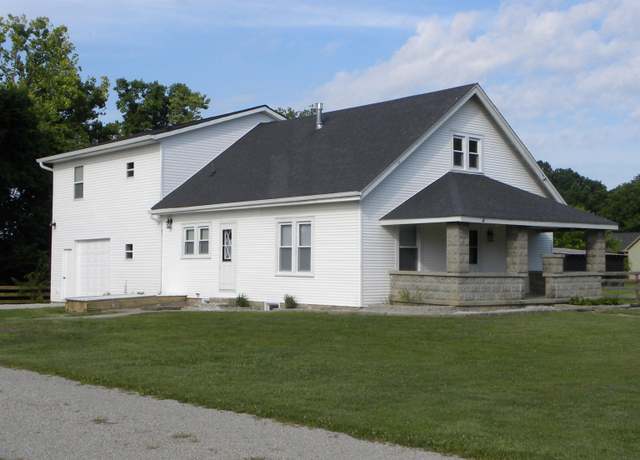 Property at 736 Freeman Rd, Spencer, IN 47460, 4 beds, 3 baths