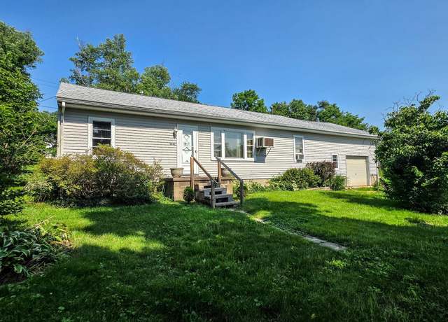 Property at 5235 S Southway Dr, Bloomington, IN 47403, 3 beds, 2 baths