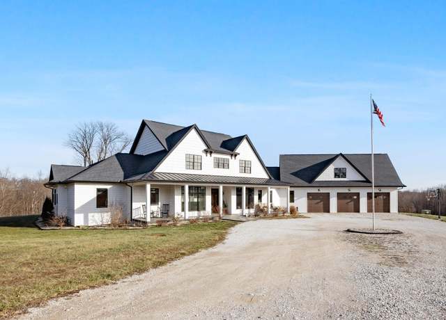 Property at 489 E Dawn View Heights Ct, Bloomfield, IN 47424, 4 beds, 3.5 baths