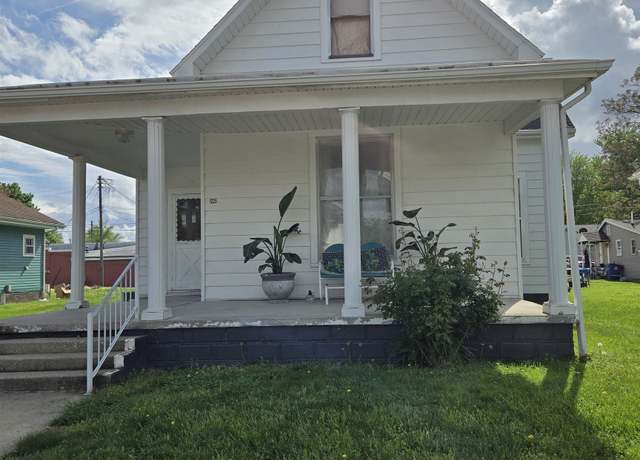 Property at 1225 Main St, Vincennes, IN 47591, 5 beds, 1 bath