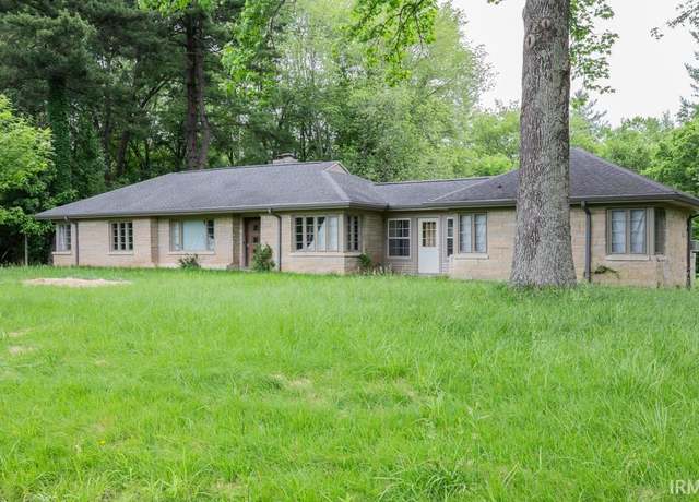 Property at 1315 Schenk Rd, Evansville, IN 47720, 5 beds, 3.5 baths