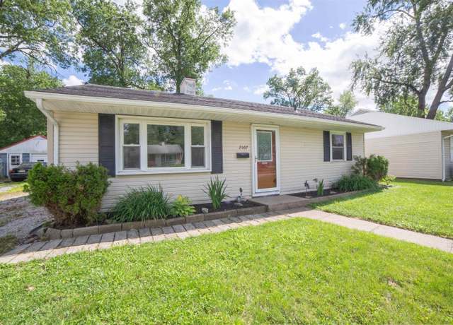 Property at 2067 Waggoner Ave, Evansville, IN 47714, 3 beds, 1 bath