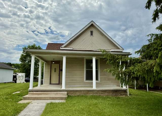 Property at 921 Lincoln Ave, Bedford, IN 47421, 3 beds, 1.5 baths