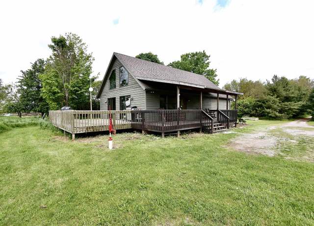Property at 189 E State RD 120 Rd, Fremont, IN 46737, 3 beds, 2 baths