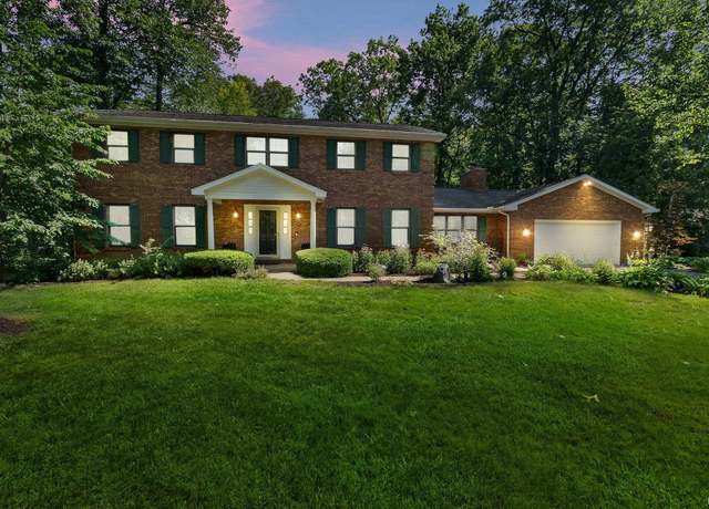Property at 832 Rollingwood Ln, Fort Wayne, IN 46845, 4 beds, 2.5 baths