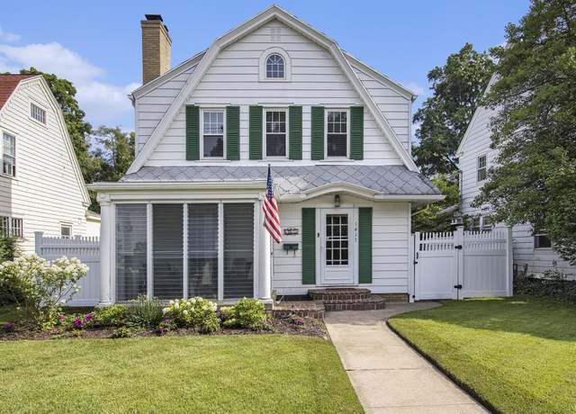 Property at 1417 Wall St, South Bend, IN 46615, 3 beds, 1 bath