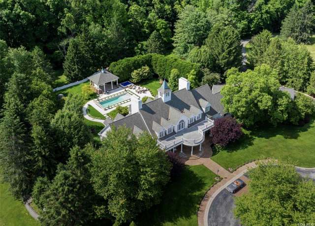 Property at 2552 S Smith Rd, Bloomington, IN 47401, 5 beds, 5.5 baths