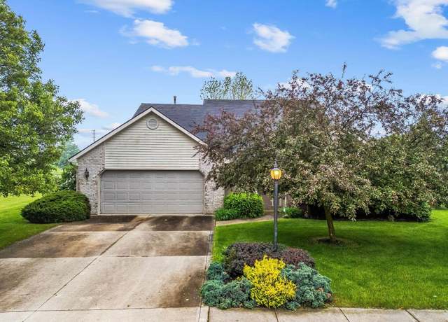 Property at 3260 E Sherman St, Columbia City, IN 46725, 3 beds, 2.5 baths