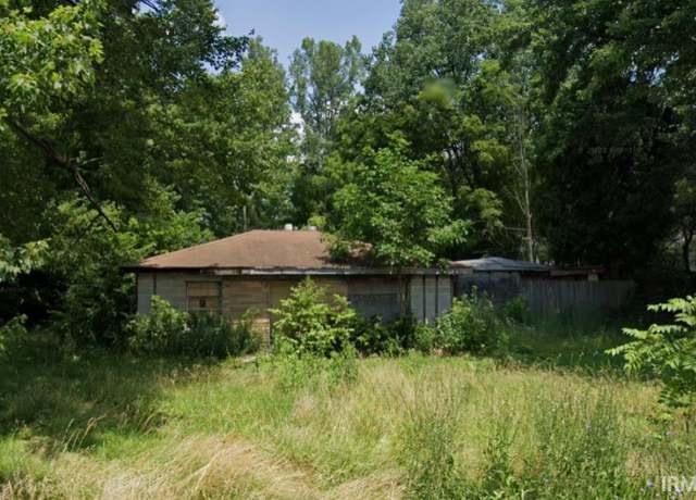 Property at 3908 W 28th St, Muncie, IN 47302, 2 beds, 1 bath