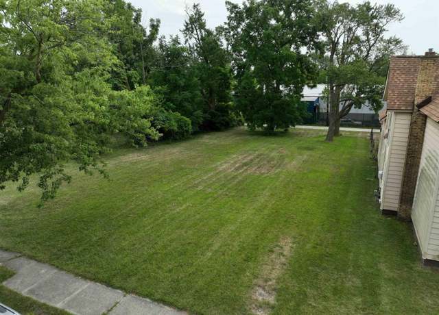 Property at 1429 Lillie St, Fort Wayne, IN 46803