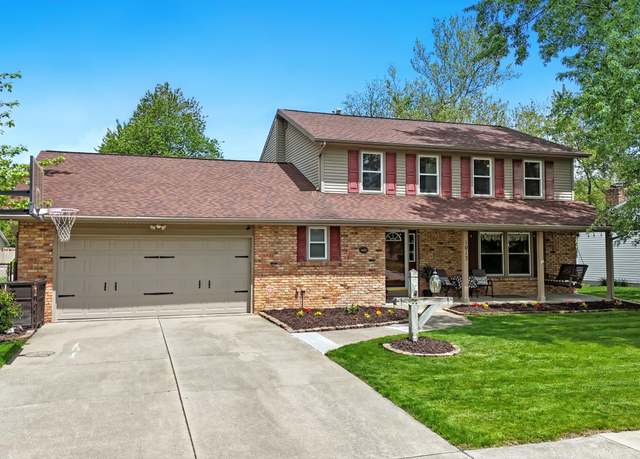Property at 1013 Breton Ln, Fort Wayne, IN 46845, 4 beds, 2.5 baths