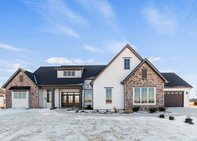Property at 12279 Blue Jay Trl, Fort Wayne, IN 46814, 4 beds, 3.5 baths