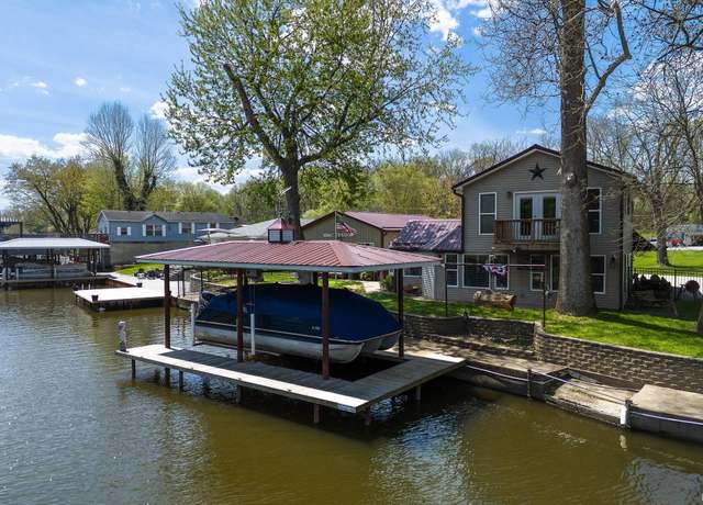 Property at 725 Bluewater Dr, Monticello, IN 47960, 4 beds, 4 baths