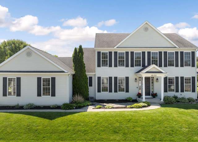 Property at 18130 Farmington Hills Dr, South Bend, IN 46637, 4 beds, 3.5 baths