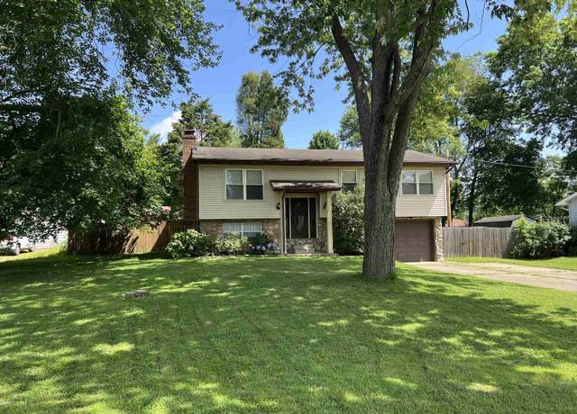Property at 7366 Oakdale Dr, Newburgh, IN 47630, 3 beds, 1.5 baths