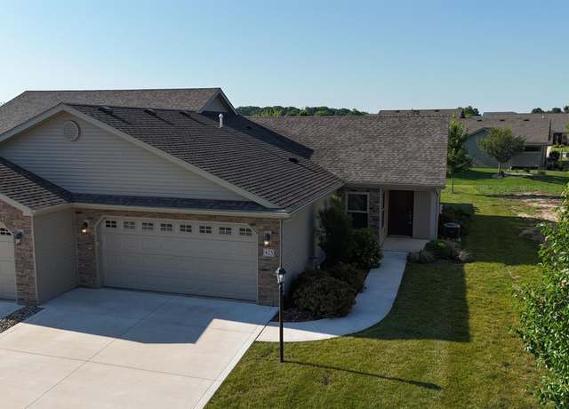 Property at 425 Crown Hill Dr, Huntington, IN 46750, 2 beds, 2 baths