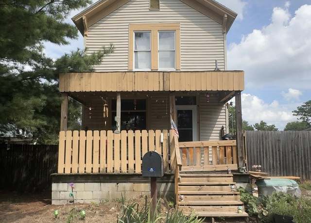 Property at 328 W Williams St, Fort Wayne, IN 46802, 3 beds, 2 baths