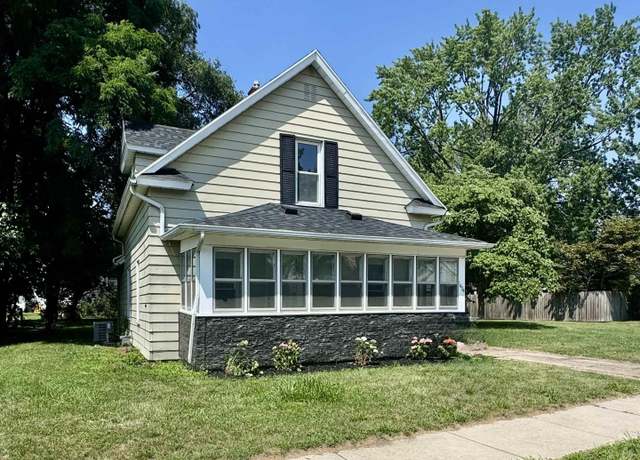 Property at 1434 E 4th St, Mishawaka, IN 46544, 3 beds, 2 baths
