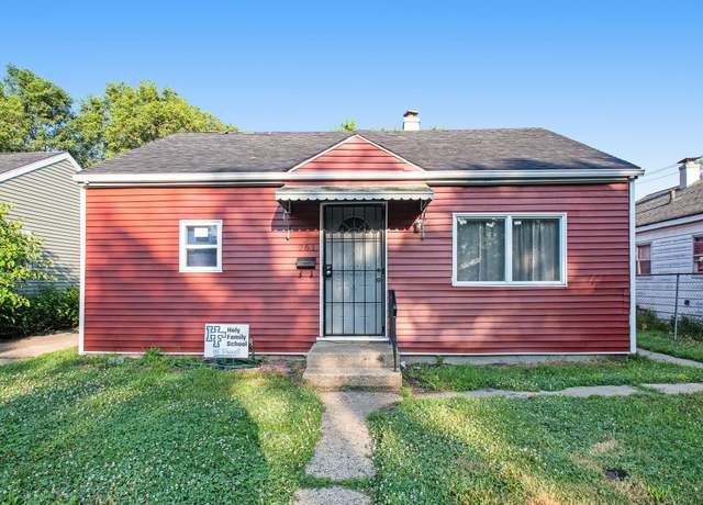 Property at 261 N Kenmore St, South Bend, IN 46619, 3 beds, 1 bath