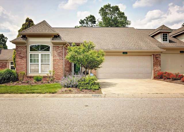 Property at 723 E Moss Creek Dr, Bloomington, IN 47401, 3 beds, 2 baths