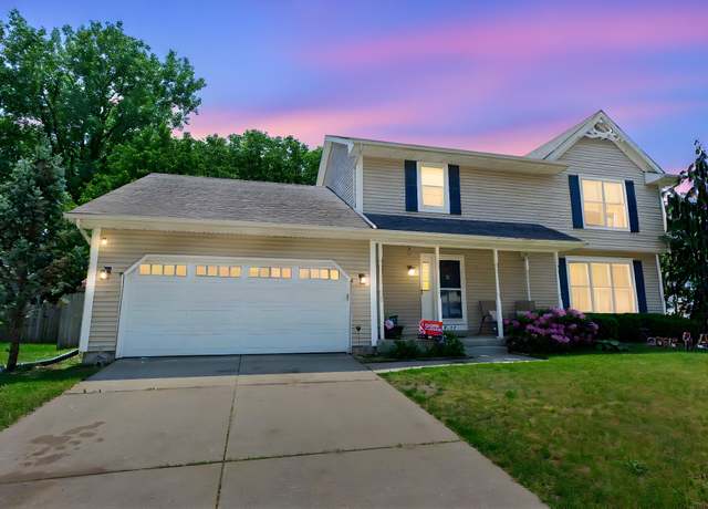 Property at 1617 Bennington Dr, Mishawaka, IN 46544, 3 beds, 2.5 baths