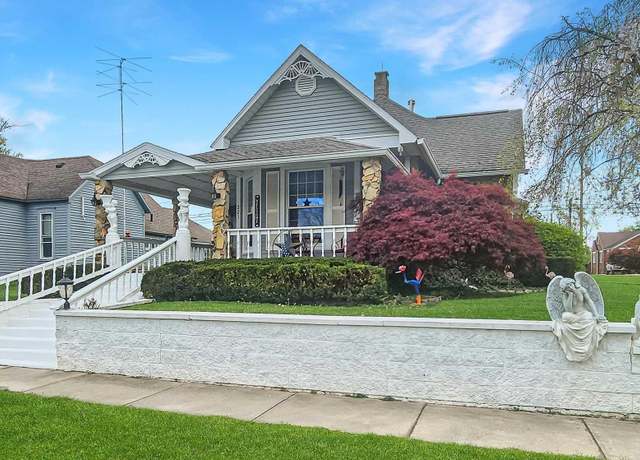 Property at 321 S Court St, Sullivan, IN 47882, 3 beds, 2.5 baths