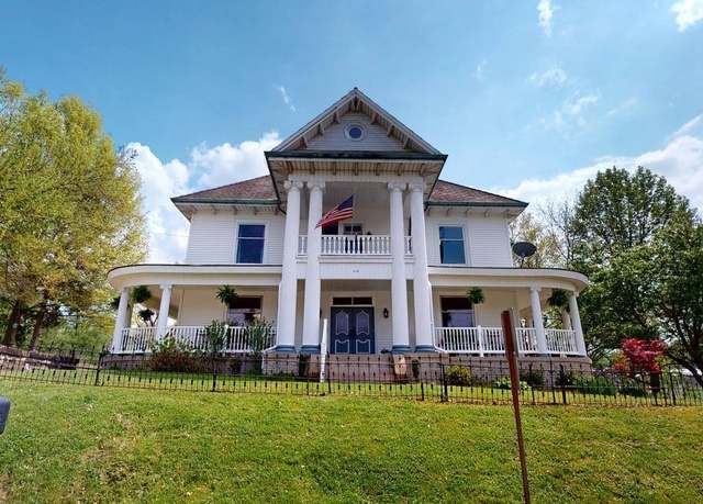 Property at 410 Riverside Dr, Jasper, IN 47546, 7 beds, 5.5 baths