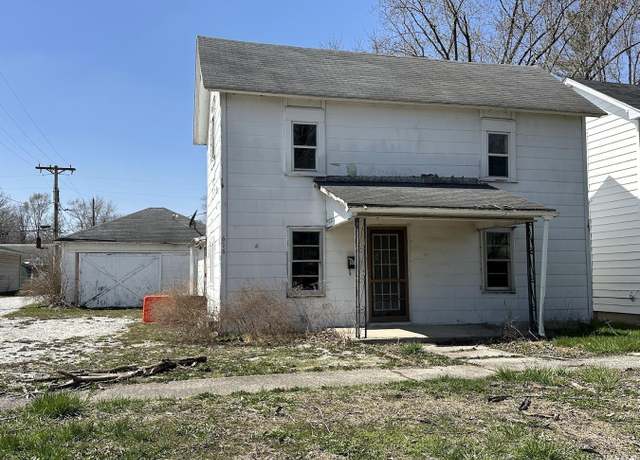 Property at 616 S Market St, Winamac, IN 46996, 3 beds, 1 bath