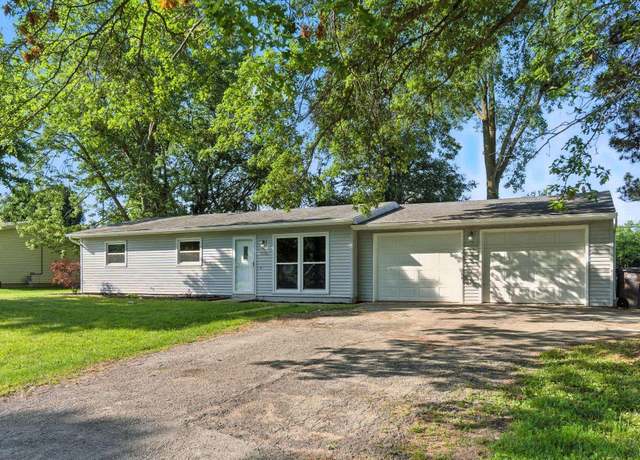 Property at 5116 Rebecca St, Fort Wayne, IN 46835, 3 beds, 1 bath
