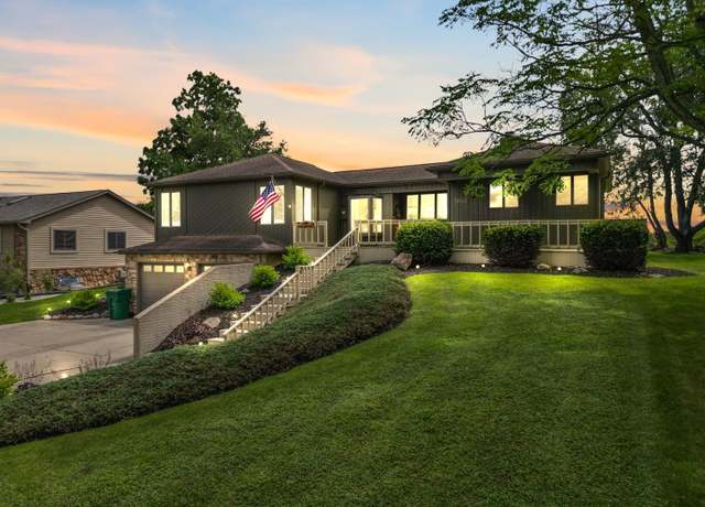 Property at 3865 E Forest Glen Ave, Leesburg, IN 46538, 3 beds, 2.5 baths