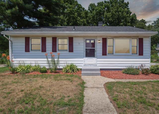 Property at 19845 Kern Rd, South Bend, IN 46614, 3 beds, 1 bath