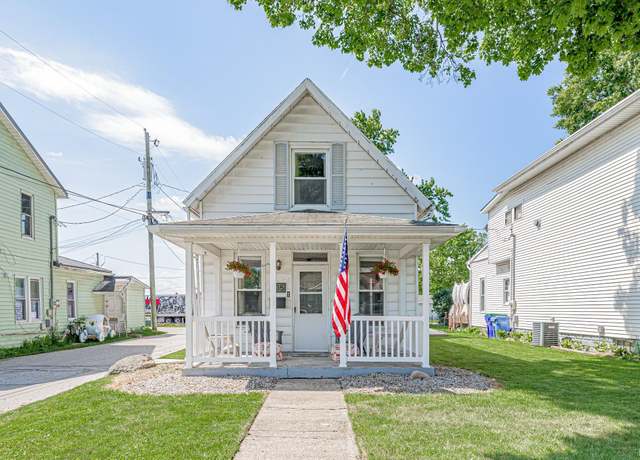 Property at 105 W Ellsworth St, Columbia City, IN 46725, 2 beds, 1 bath