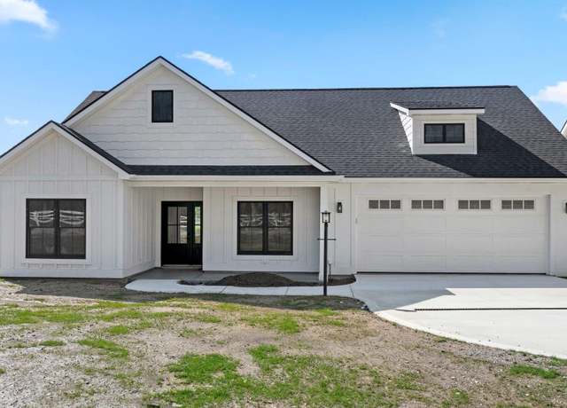Property at 2230 E 250 Rd N, Bluffton, IN 46714, 3 beds, 2 baths