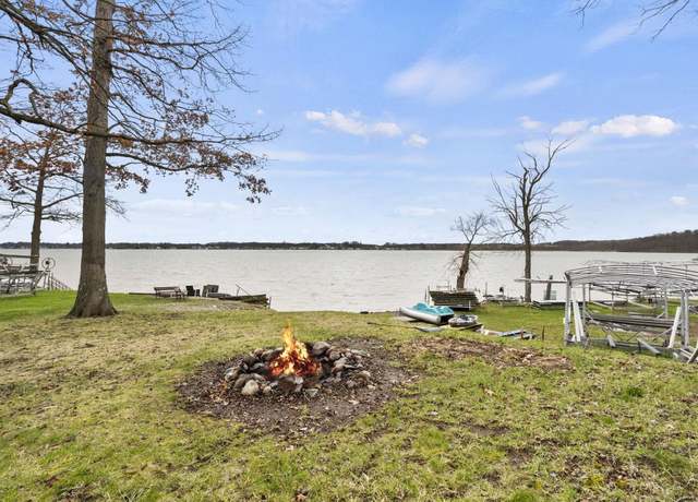 Property at 40 Lane 120ed Hamilton Lk, Hamilton, IN 46742, 3 beds, 1 bath