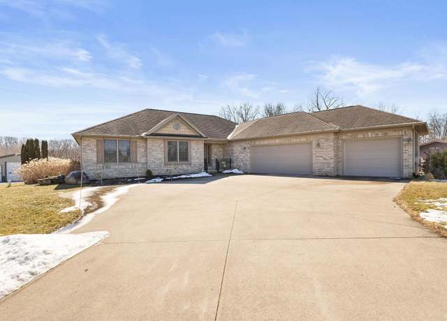 Property at 15608 County Road 18, Goshen, IN 46528, 4 beds, 3.5 baths