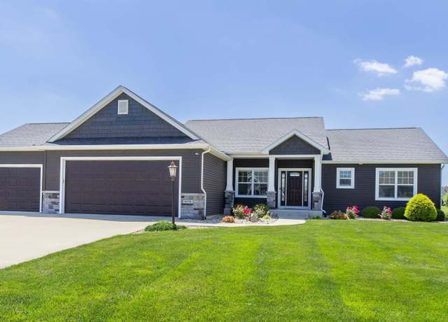 Property at 30756 Sandy Creek Dr, Granger, IN 46530, 3 beds, 3 baths
