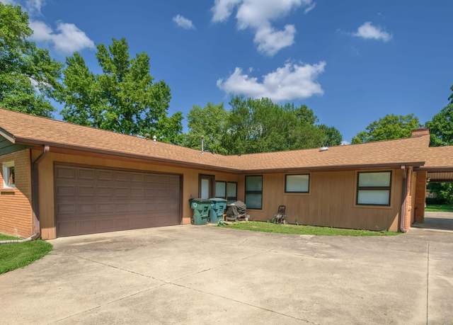 Property at 701 N Brentwood Ln, Muncie, IN 47304, 3 beds, 2 baths
