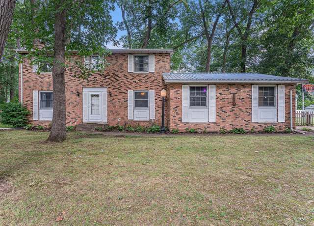 Property at 23169 Leslie Ln, Elkhart, IN 46516, 4 beds, 2.5 baths